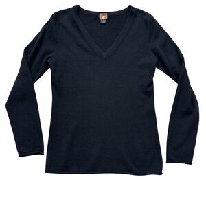 Only Mine Black Cashmere Knit V-Neck Sweater with Raw Hem